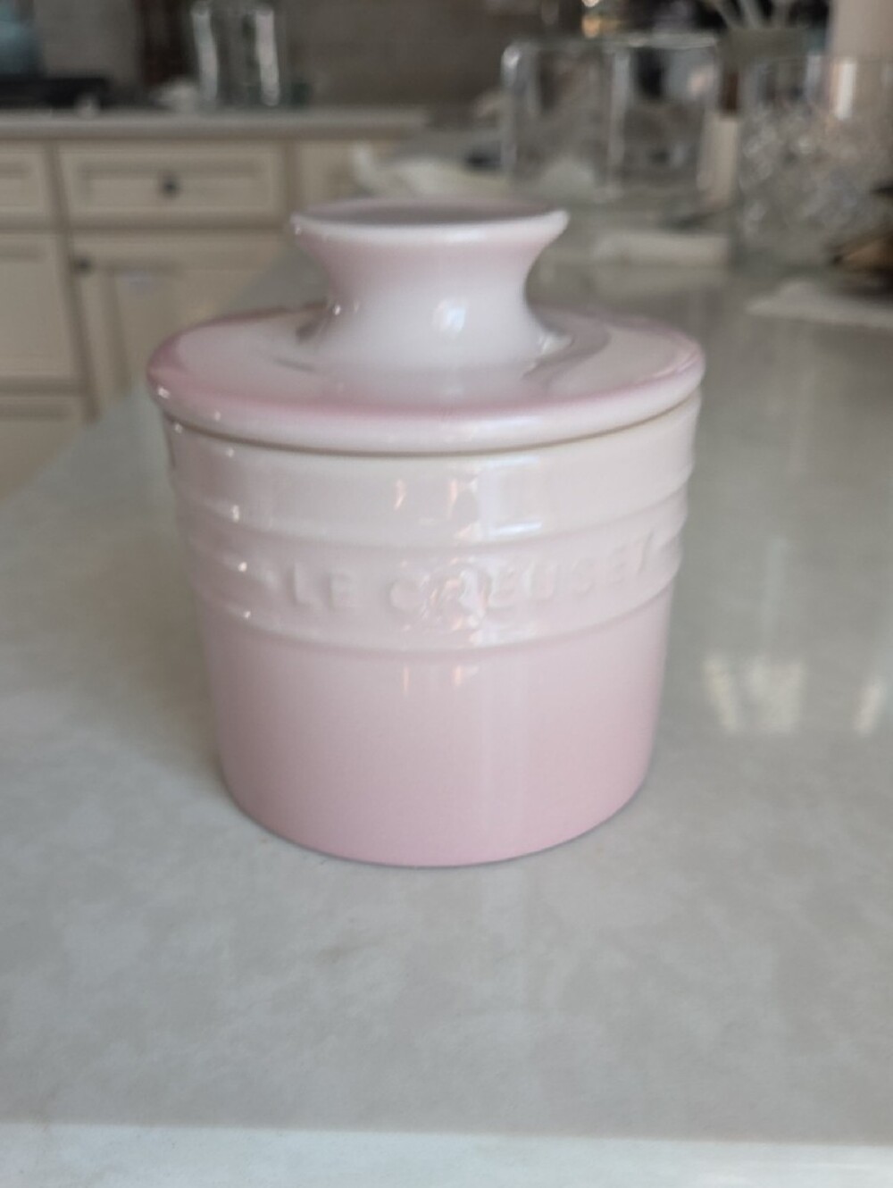 Le Creuset Soft Pink Stoneware Canister with Lid - Picture 5 of 5